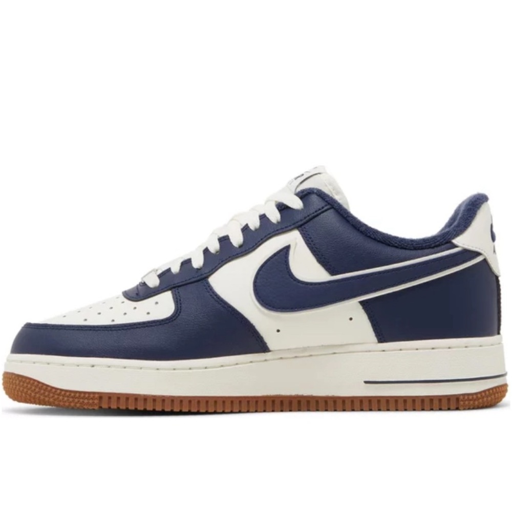 Air Force 1 '07 LV8 'College Pack - Midnight Navy'